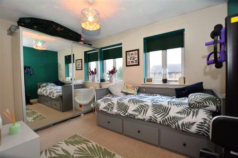 17 Meadowgate Vale, Lofthouse, Wakefield, WF3 3SP