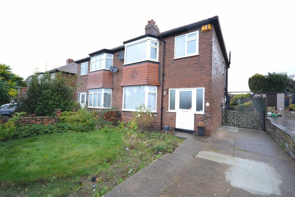 Church Lane, Swillington, Leeds, LS26 3 bed semidetached house £200,000