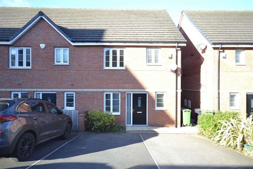 Bluebell Avenue, Garforth, Leeds, LS25 3 bed end of terrace house £