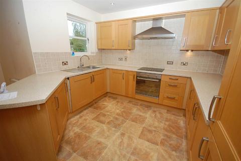 19 Abbeystone Way, Monk Fryston, Leeds, LS25 5NF