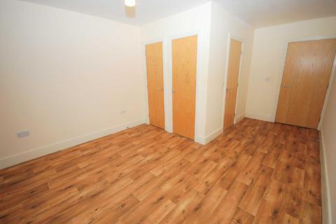 19 Abbeystone Way, Monk Fryston, Leeds, LS25 5NF