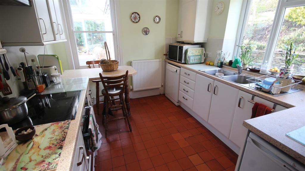 Llanrwst Road, Colwyn Bay 4 bed detached house £595,000