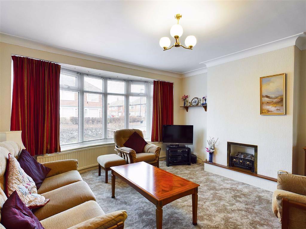 Neasdon Crescent, Tynemouth 3 bed semidetached house £340,000