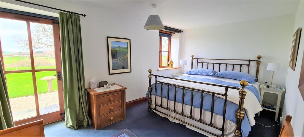 Bedroom 2.jpg