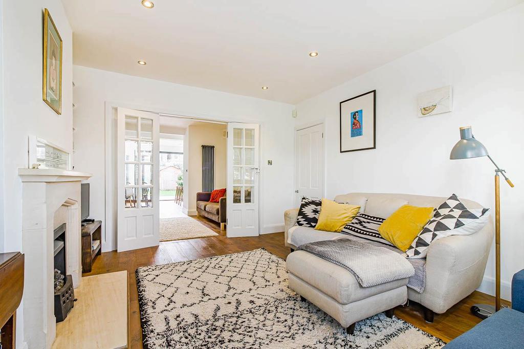 Lorne Gardens, Wanstead 4 bed terraced house £875,000