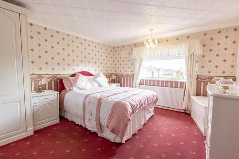 19 Broom Road, Calverton, Nottingham, NG14 6HD