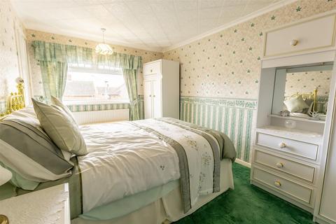 19 Broom Road, Calverton, Nottingham, NG14 6HD