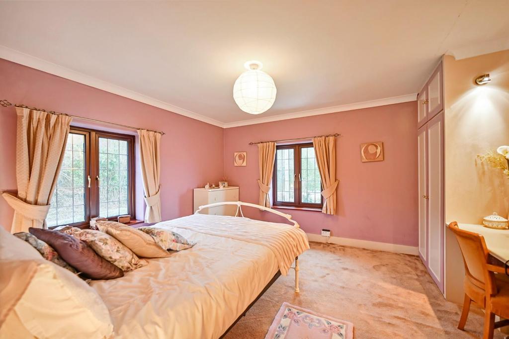 Partridge Cottage Ph7.jpg