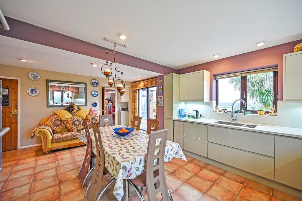 Partridge Cottage Ph31.jpg