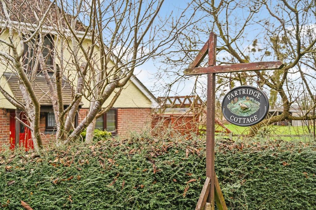 Partridge Cottage Ph71.jpg