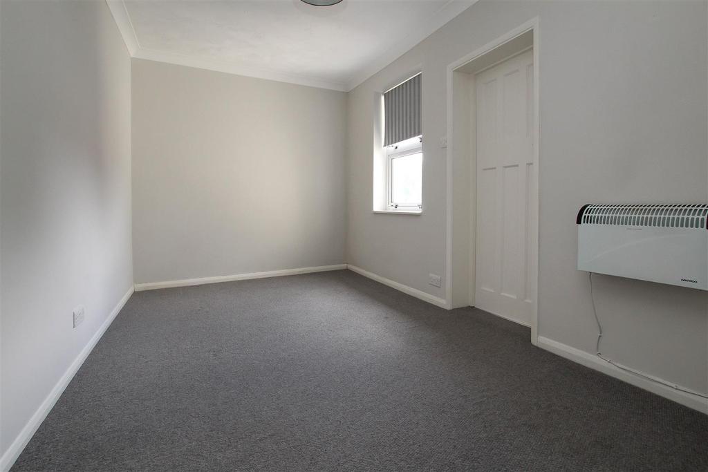 Warley 1 bed apartment £250,000