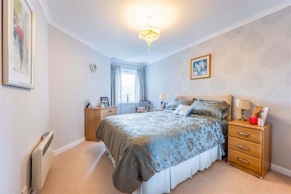 Bedroom 58 LC (3).jpg