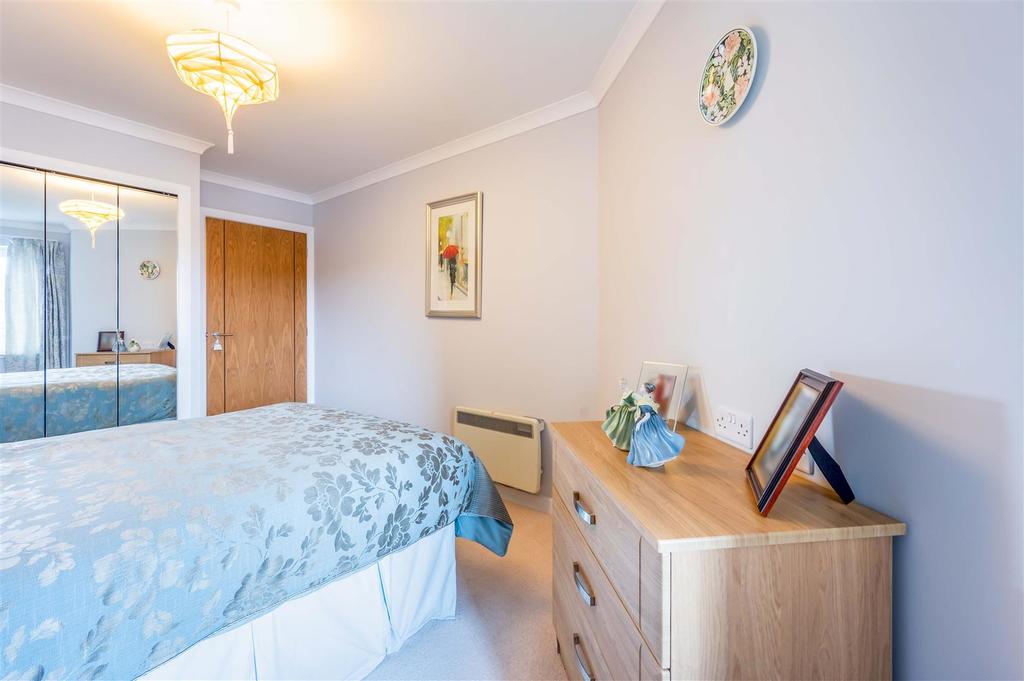 Bedroom 58 LC (2).jpg