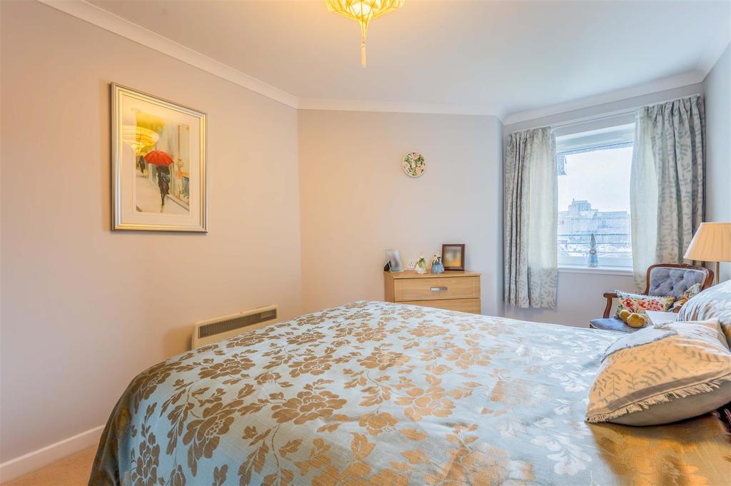 Bedroom 58 LC.jpg