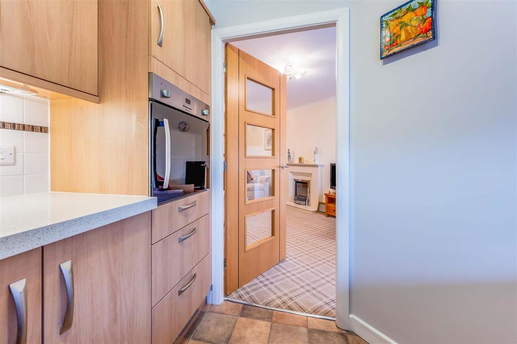 Kitchen 58 LC (3).jpg