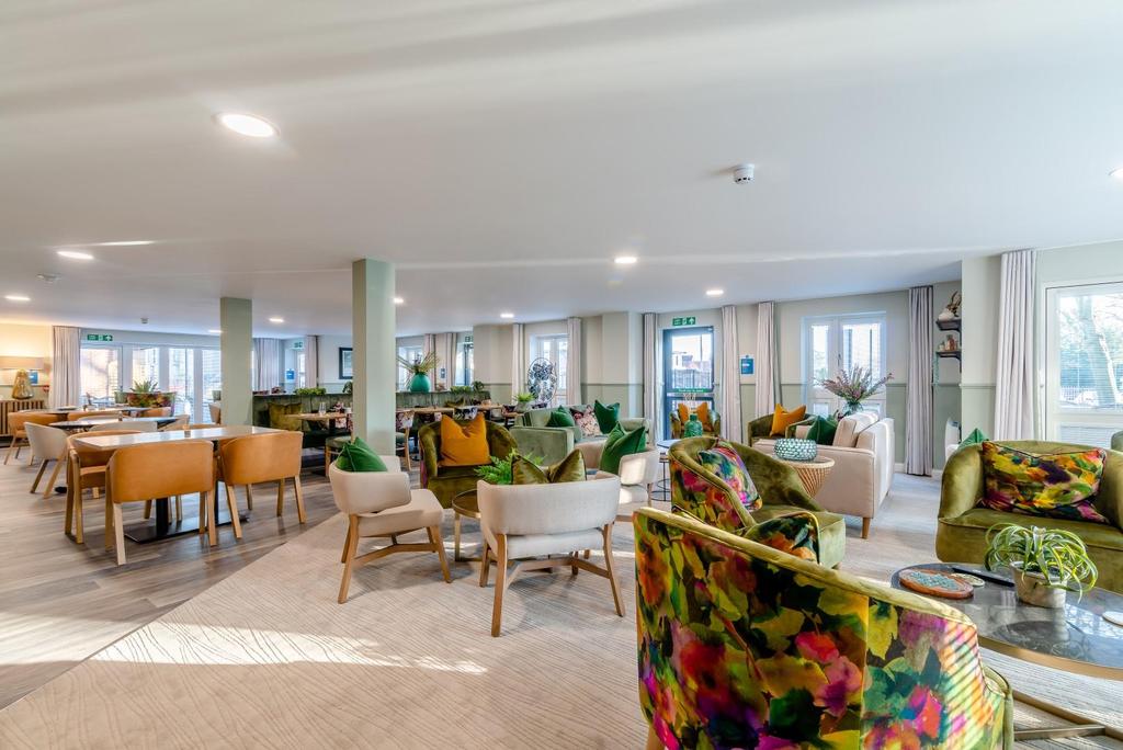 8489315-interior17.jpg