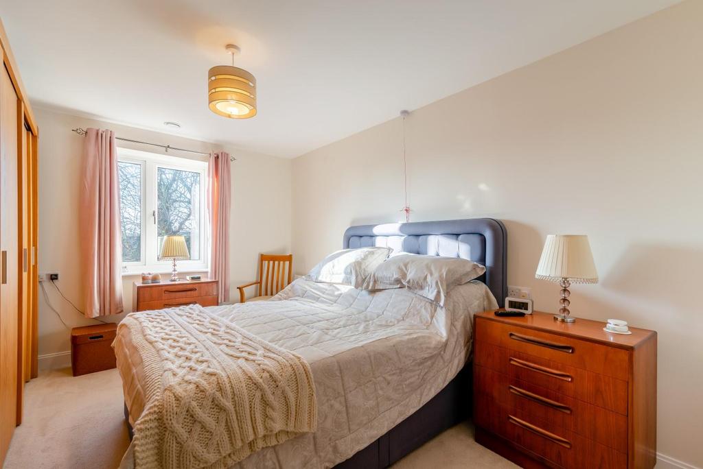 8489315-interior09.jpg