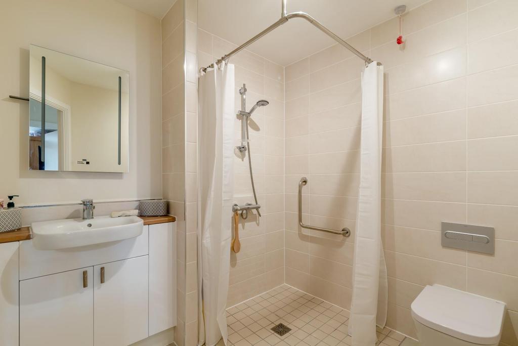 8489315-interior13.jpg