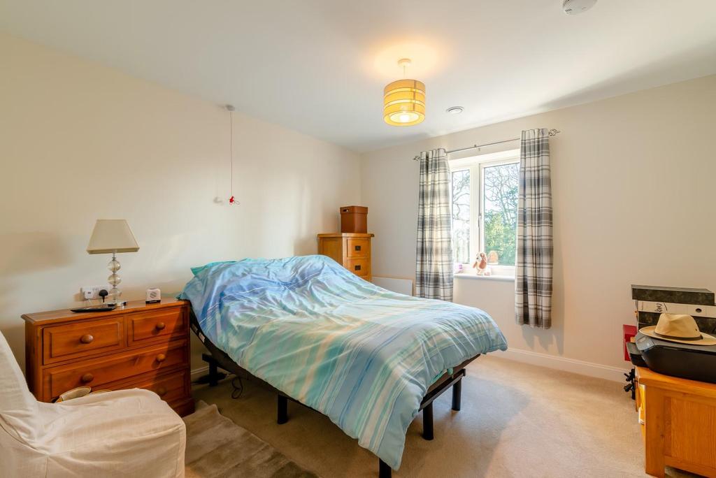 8489315-interior12.jpg