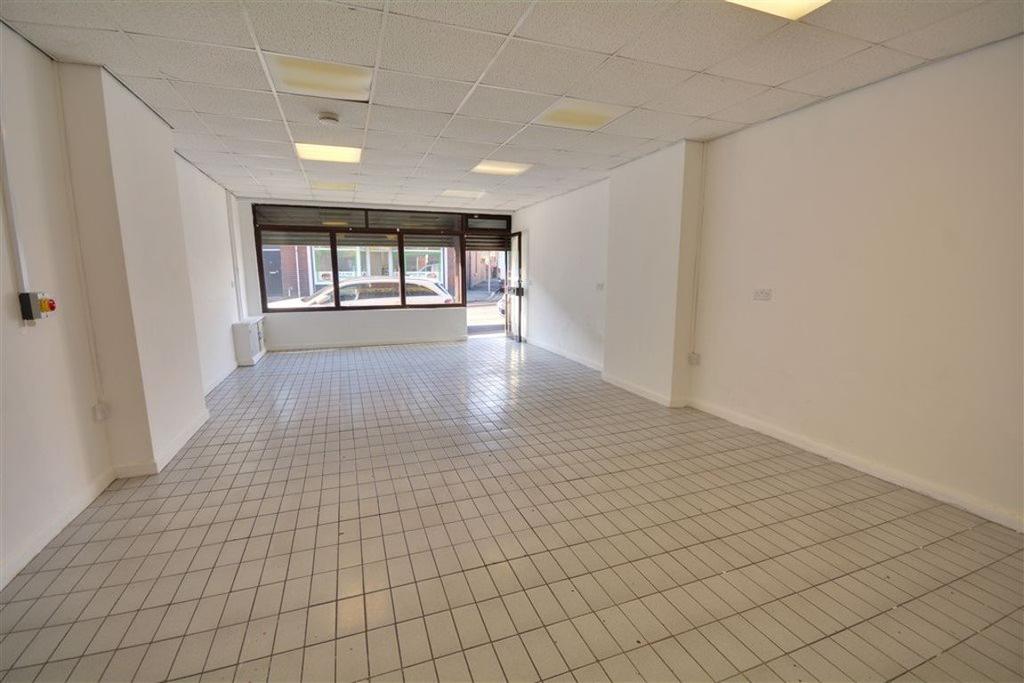 Kirkby Road, Hemsworth, WF9 Property £400 pcm (£92 pw)