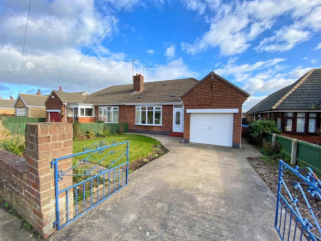Mill Lane, Kirk Ella, Hull 2 bed semidetached bungalow for sale £275,000