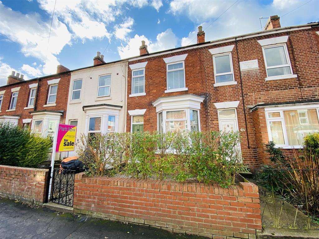 Marshfield Road, Goole 3 bed terraced house £110,000