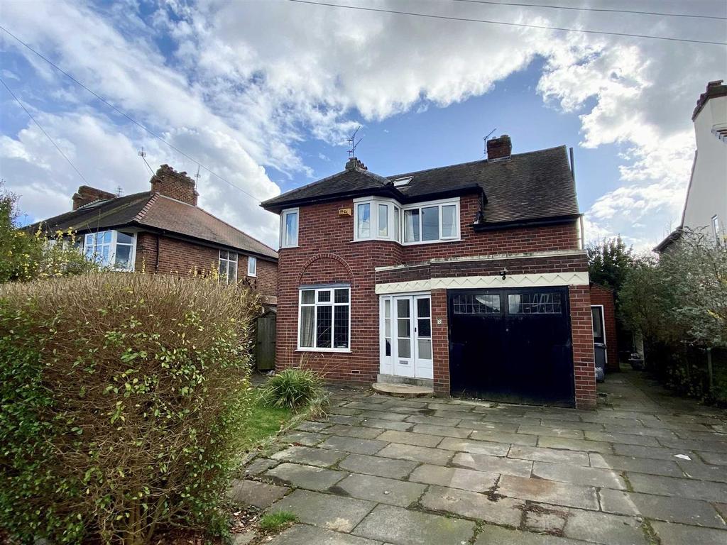 Homelands Road, Sale 5 bed detached house £600,000