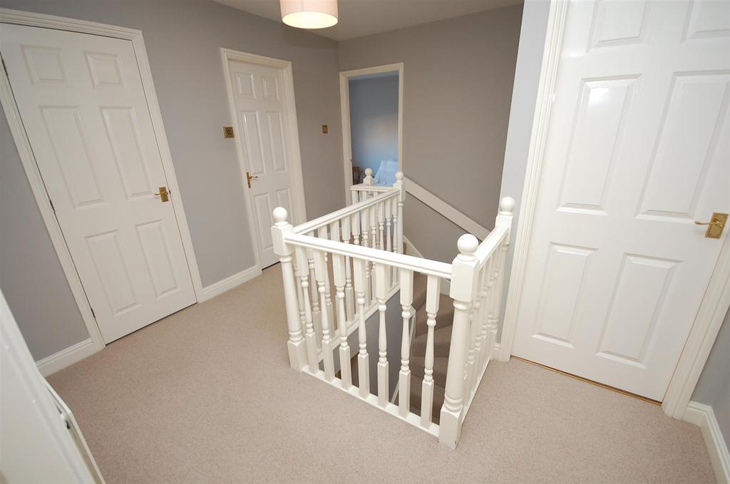 Galleried landing