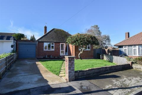 11 Gibb Close, Bexhill-on-sea, TN40 2PN
