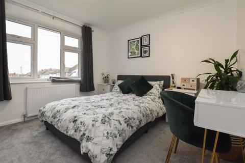 11 Gibb Close, Bexhill-on-sea, TN40 2PN