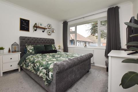 11 Gibb Close, Bexhill-on-sea, TN40 2PN