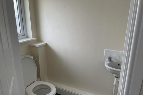 16 Springfields, Bugle, St Austell, PL26 8SJ