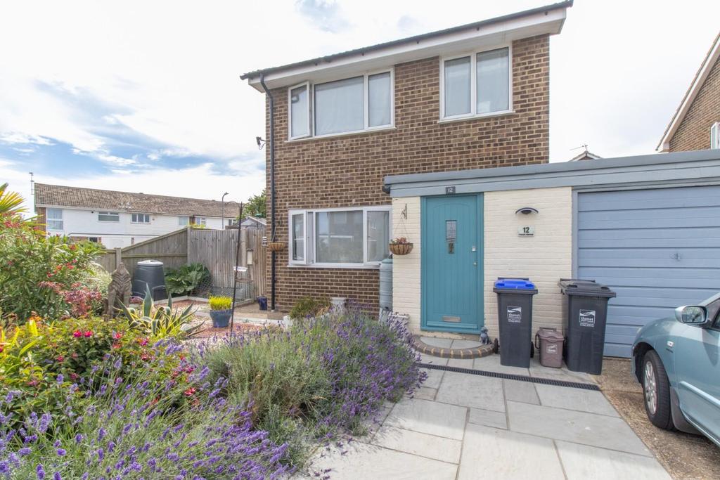Friends Avenue, Margate 3 bed detached house £325,000