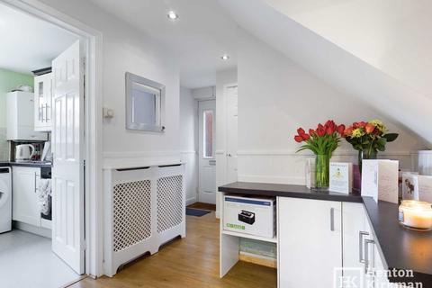 13 Crays View, Billericay, CM12 9QX
