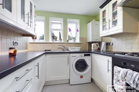 13 Crays View, Billericay, CM12 9QX