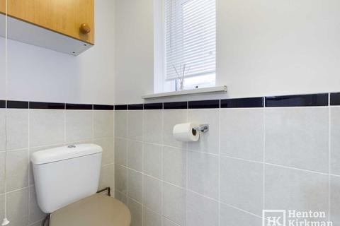 13 Crays View, Billericay, CM12 9QX
