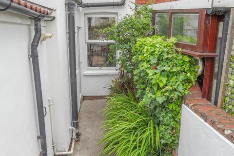 23 Stanley Terrace, Bristol, BS3 3PJ