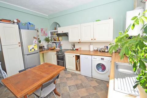 37 Gargrave Road, Skipton, BD23 1PU