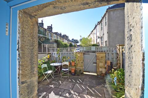 37 Gargrave Road, Skipton, BD23 1PU