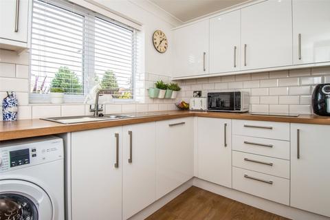 undefined, Woburn Close, Bromsgrove, Worcestershire, B61