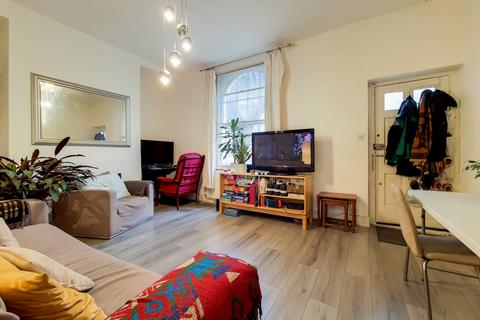 2 bedroom maisonette for sale - Kender Street, London , SE14