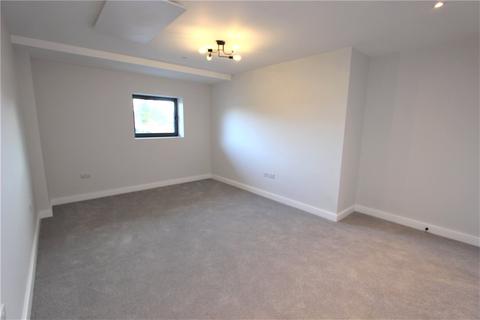 1 bedroom apartment to rent, London Road, Hadleigh, Benfleet, Essex, SS7