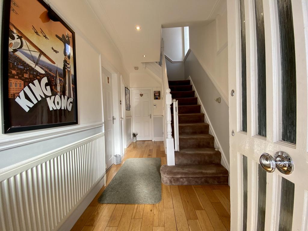Broadstone Hall Road North, Heaton... 3 bed detached house £375,000