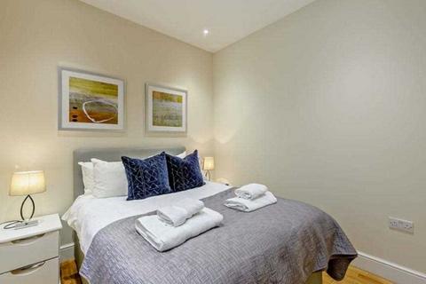 2 bedroom apartment to rent - Hamlet Gardens, Hammersmith