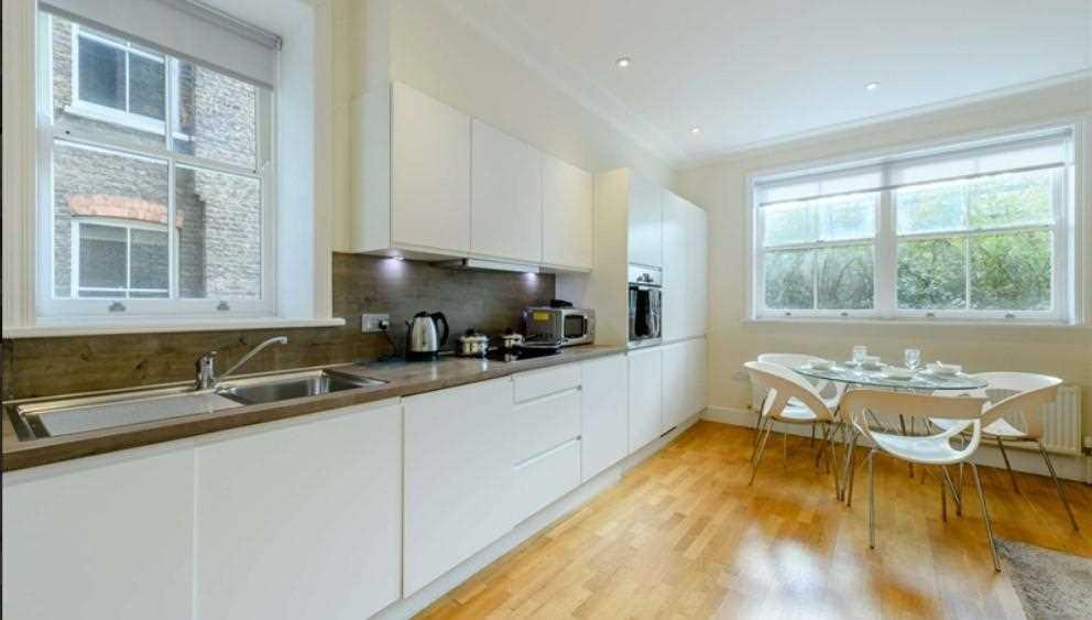 Hamlet Gardens, 290 King Street, Hammersmith 2 bed apartment £3,683 pcm (£850 pw)