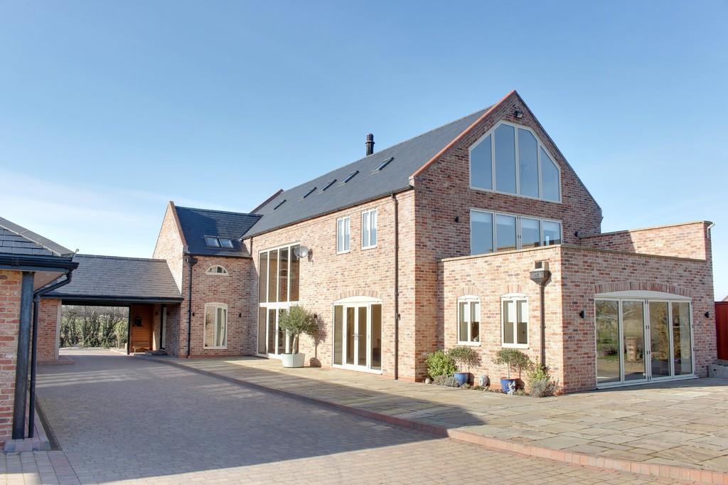 Lucky Lane, Walpole St. Andrew 5 bed detached house £850,000