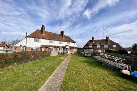 5 bedroom semi-detached house for sale - Front Road, Woodchurch, Ashford, Kent, TN26 3SA