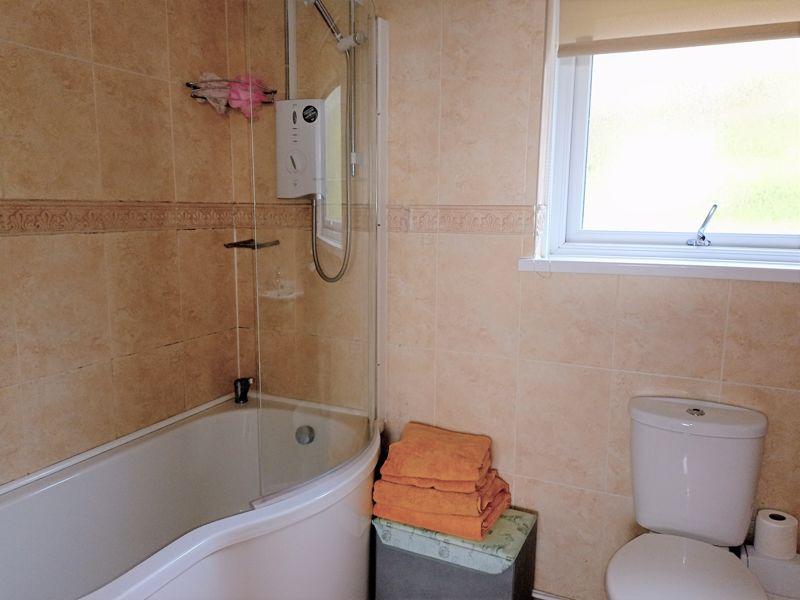 Bed 1 Ensuite