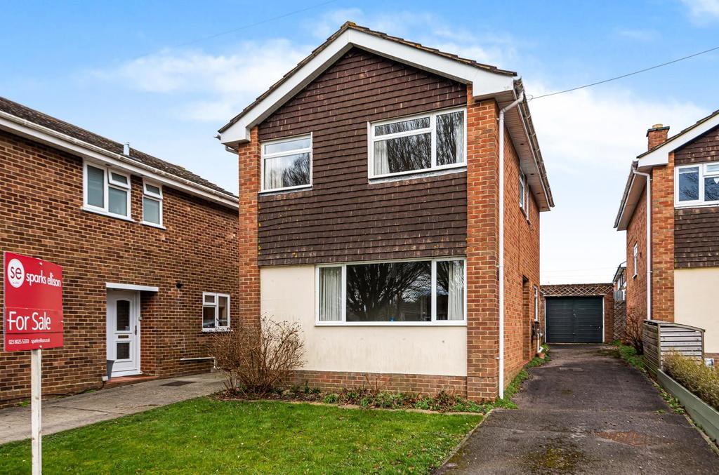 Bodycoats Road, Chandler's Ford... 3 bed detached house £375,000