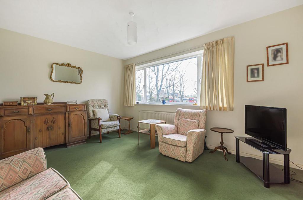 Bodycoats Road, Chandler's Ford... 3 bed detached house £375,000